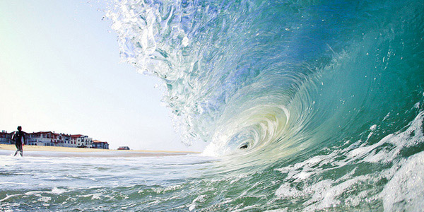 Danger : vague cassante (shorebreak)